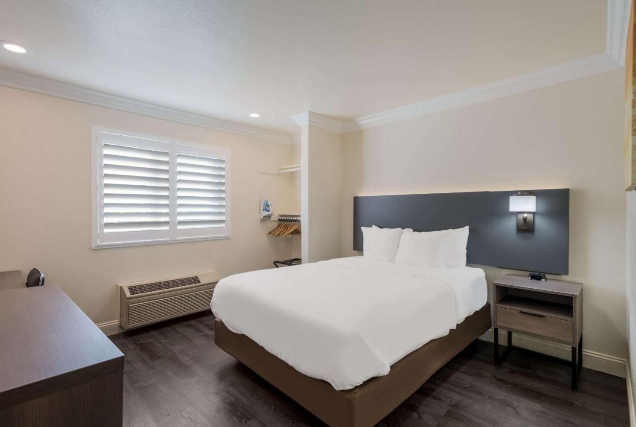 Comfort Inn Гилрой Экстерьер фото
