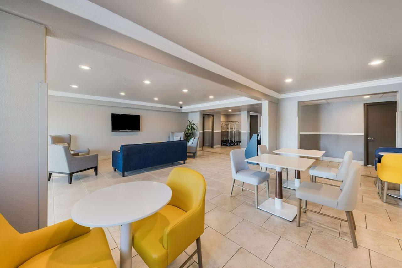 Comfort Inn Гилрой Экстерьер фото